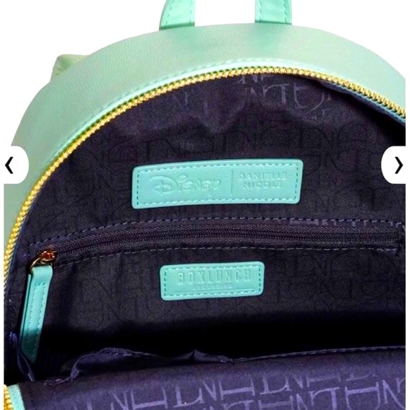 NWT! 🌺RARE HTF EXCLUSIVE🌺 Danielle Nicole Minnie Mouse Ice Cream Backpack 🎀🍦 - Picture 4 of 5